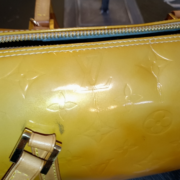 Authentic Louis Vuitton Vernis Bag - Picture 6 of 11